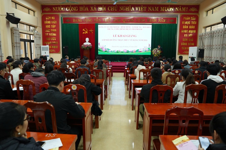 Khai giảng lớp bồi dưỡng nhận thức về Đảng năm 2026- Ảnh 1.