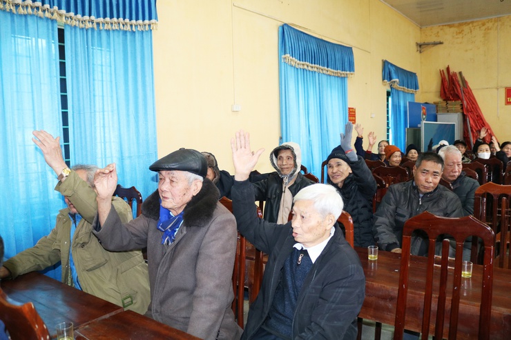 Thôn Lam Điền tổ chức Hội nghị cử tri giới thiệu 02 đại biểu ứng cử HĐND xã nhiệm kỳ 2026-2031- Ảnh 4.