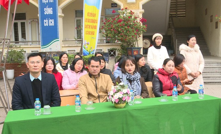 Trường THCS Xuân Đình tổ chức buổi nói chuyện chuyên đề "Xây dựng tình bạn đẹp, nói không với bạo lực học đường"- Ảnh 2.