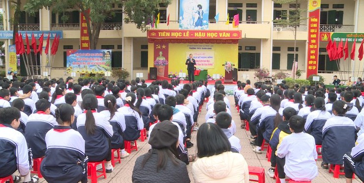 Trường THCS Xuân Đình tổ chức buổi nói chuyện chuyên đề "Xây dựng tình bạn đẹp, nói không với bạo lực học đường"- Ảnh 6.