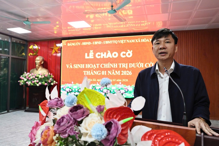 Hòa Xá trang trọng lễ chào cờ, sinh hoạt chính trị dưới cờ tháng 1/2026- Ảnh 1.