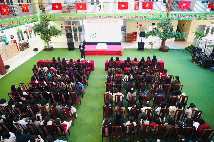 Phòng Văn hóa - Xã hội xã Thiên Lộc tập huấn chuyên đề "Phòng và xử lý một số tai nạn thương tích, một số bệnh thường gặp ở trẻ mầm non".- Ảnh 7.