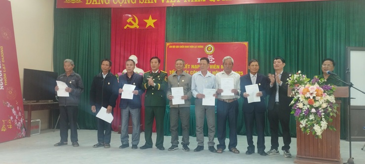 Hội CCB xã Phú Xuyên phát huy truyền thống “Bộ đội cụ Hồ” - Ảnh 9.