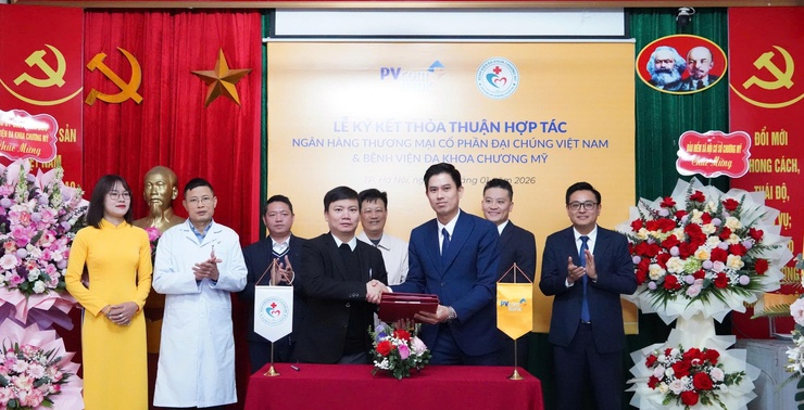 Lễ ký kết thỏa thuận hợp tác giữa Ngân hàng TMCP Đại Chúng Việt Nam (PVcomBank) và Bệnh viện Đa khoa Chương Mỹ- Ảnh 4.