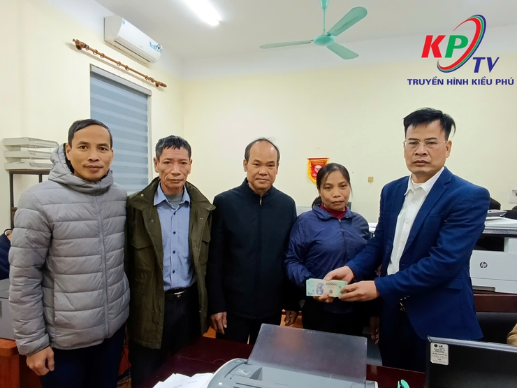 XÃ KIỀU PHÚ: MÁI NHÀ ẤM ÁP – MÙA XUÂN TRỌN VẸN CHO NHỮNG HOÀN CẢNH KHÓ KHĂN- Ảnh 2.