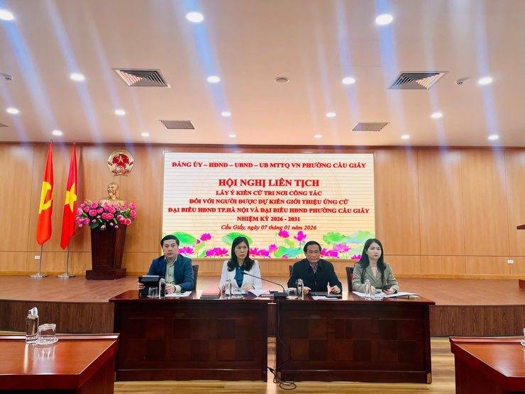 HỘI NGHỊ LIÊN TỊCH LẤY Ý KIẾN CỬ TRI NƠI CÔNG TÁC ĐỐI VỚI NGƯỜI DỰ KIẾN GIỚI THIỆU ỨNG CỬ ĐẠI BIỂU HĐND THÀNH PHỐ HÀ NỘI VÀ ĐẠI BIỂU HĐND PHƯỜNG CẦU GIẤY NHIỆM KỲ 2026 – 2031- Ảnh 1.