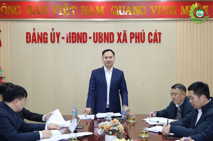 UBND xã Phú Cát họp tập thể Ủy ban triển khai nhiệm vụ tháng 01 và năm 2026- Ảnh 13.