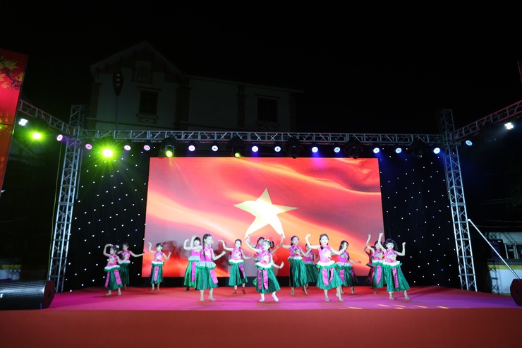 Xã Tiến Thắng chào mừng năm mới 2026, hướng tới 
Đại hội XIV của Đảng- Ảnh 4.