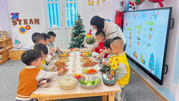 Trường học xã Nam Phù chủ động ứng phó với rét đậm, rét hại, bảo đảm sức khỏe học sinh- Ảnh 2.