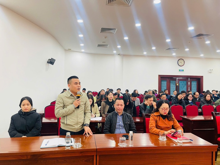 HỘI NGHỊ LIÊN TỊCH LẤY Ý KIẾN CỬ TRI NƠI CÔNG TÁC ĐỐI VỚI NGƯỜI DỰ KIẾN GIỚI THIỆU ỨNG CỬ ĐẠI BIỂU HĐND THÀNH PHỐ HÀ NỘI VÀ ĐẠI BIỂU HĐND PHƯỜNG CẦU GIẤY NHIỆM KỲ 2026 – 2031- Ảnh 5.