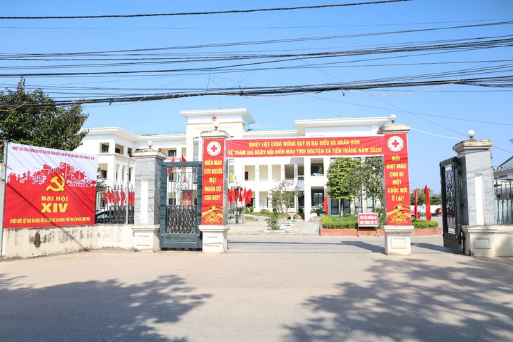 Xã Tiến Thắng chào mừng năm mới 2026, hướng tới 
Đại hội XIV của Đảng- Ảnh 1.