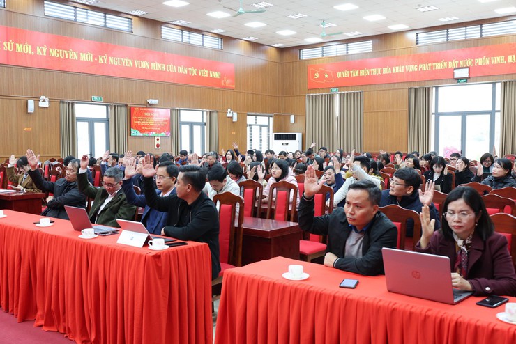 Xã Tiến Thắng lấy ý kiến cử tri về người ứng cử đại biểu HĐND thành phố; đại biểu HĐND xã Tiến Thắng nhiệm kỳ 2026 - 2031- Ảnh 3.