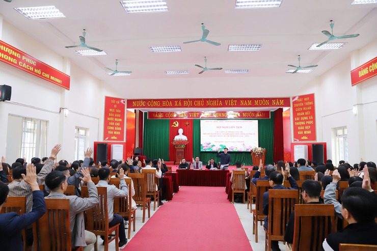 Thượng Phúc lấy ý kiến cử tri nơi công tác đối với người giới thiệu ứng cử đại biểu HĐND, nhiệm kỳ 2026 – 2031- Ảnh 5.