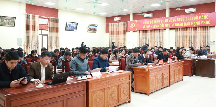 Minh Châu triển khai thí điểm "Bàn làm việc số HanoiWork" – thống nhất một kênh trao đổi công vụ an toàn, minh bạch- Ảnh 2.
