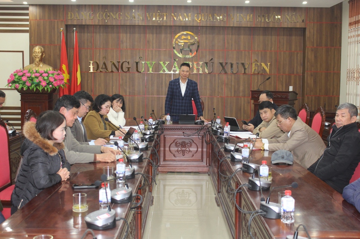 Đồng chí Bí thư Đảng ủy xã Phú Xuyên tiếp công dân chuyên đề xóm Chợ Tía- Ảnh 10.