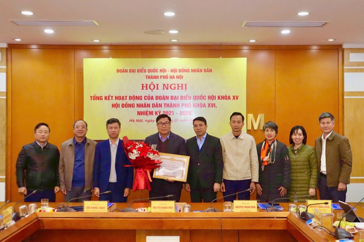 Phường Từ Liêm dự hội nghị tổng kết hoạt động của Đoàn đại biểu Quốc hội và HĐND thành phố Hà Nội nhiệm kỳ 2021-2026- Ảnh 3.