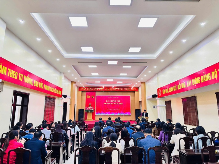 ĐẢNG ỦY-HĐND-UBND-UBMTTQ XÃ SÓC SƠN TỔ CHỨC LỄ CHÀO CỜ THÁNG 01/2026 – MỞ RA MỘT NĂM MỚI VỚI NHIỀU KỲ VỌNG- Ảnh 4.