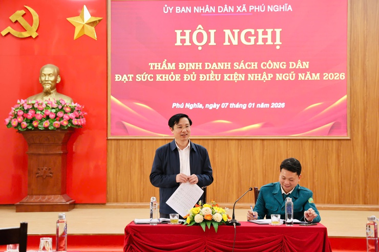 Hội nghị thẩm định danh sách công dân đạt sức khỏe đủ điều kiện nhập ngũ năm 2026- Ảnh 3.