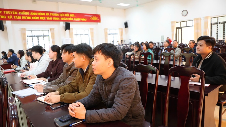 Xã Tam Hưng tổ chức hội nghị lấy ý kiến cử tri nơi công tác đối với người được dự kiến giới thiệu ứng cử Đại biểu HĐND các cấp nhiệm kỳ 2026-2031- Ảnh 7.