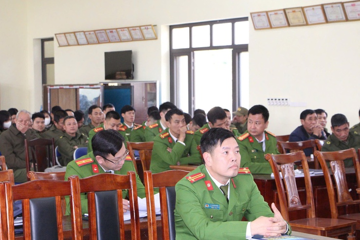 Công an xã Phú Nghĩa phát động thi đua bảo vệ an ninh, trật tự ở cơ sở - Ảnh 2.