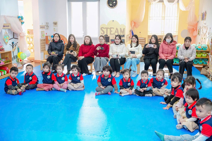 Xã Nam Phù tổ chức kiến tập chuyên đề “Xây dựng môi trường lấy trẻ làm trung tâm” tại Trường Mầm non B Vạn Phúc- Ảnh 21.