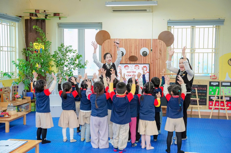 Xã Nam Phù tổ chức kiến tập chuyên đề “Xây dựng môi trường lấy trẻ làm trung tâm” tại Trường Mầm non B Vạn Phúc- Ảnh 18.