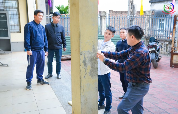 XÃ QUỐC OAI CHỦ ĐỘNG KIỂM TRA, KHẢO SÁT CƠ SỞ VẬT CHẤT, CHUẨN BỊ TỐT CÁC ĐIỀU KIỆN PHỤC VỤ NGÀY BẦU CỬ 15/3/2026- Ảnh 3.