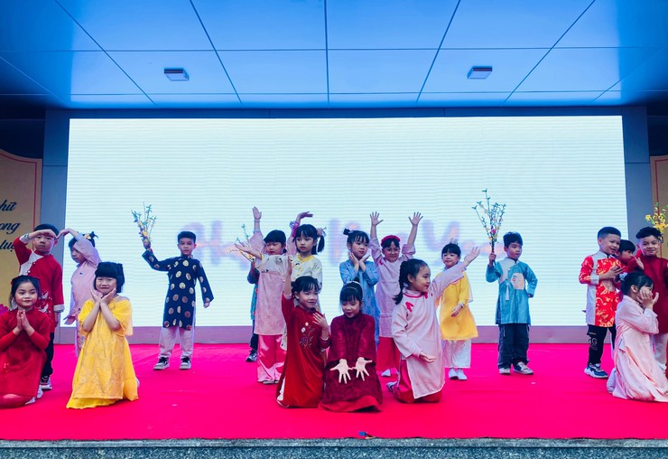 Trường Tiểu học Trần Phú phát động phong trào thi đua chào đón năm mới 2026- Ảnh 1.