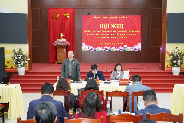 Thường trực Đảng uỷ - HĐND - UBND xã làm việc với các thôn để triển khai các nhiệm vụ năm 2026- Ảnh 1.