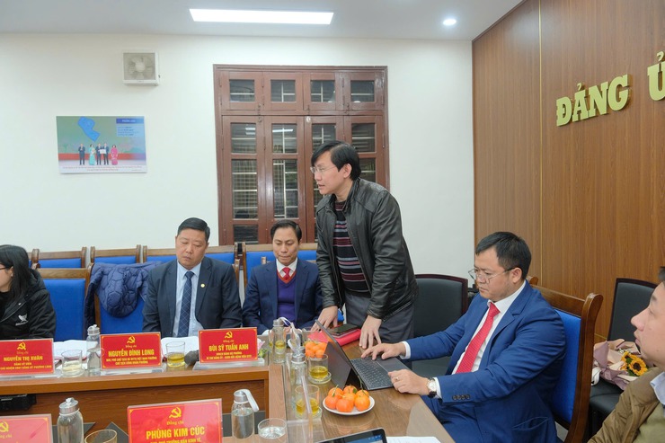 HỘI NGHỊ LẦN THỨ TƯ BAN CHẤP HÀNH ĐẢNG BỘ PHƯỜNG LÁNG KHÓA I, NHIỆM KỲ 2025–2030- Ảnh 6.