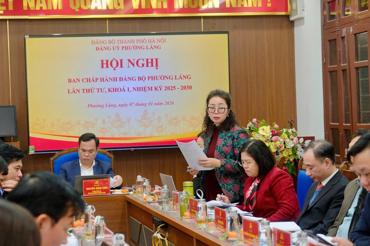 HỘI NGHỊ LẦN THỨ TƯ BAN CHẤP HÀNH ĐẢNG BỘ PHƯỜNG LÁNG KHÓA I, NHIỆM KỲ 2025–2030- Ảnh 8.