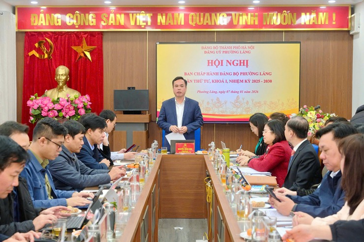 HỘI NGHỊ LẦN THỨ TƯ BAN CHẤP HÀNH ĐẢNG BỘ PHƯỜNG LÁNG KHÓA I, NHIỆM KỲ 2025–2030- Ảnh 2.