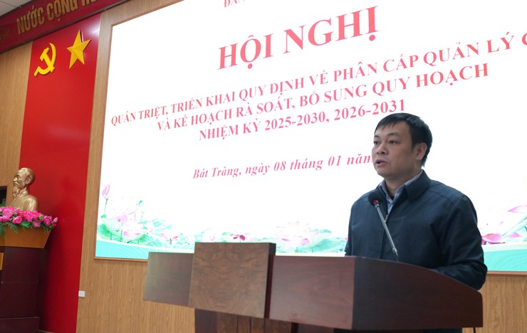 Đảng uỷ xã Bát Tràng quán triệt quy định phân cấp quản lý cán bộ, triển khai kế hoạch rà soát, bổ sung quy hoạch nhiệm kỳ 2025–2031- Ảnh 2.