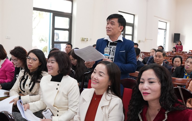 Đảng uỷ xã Bát Tràng quán triệt quy định phân cấp quản lý cán bộ, triển khai kế hoạch rà soát, bổ sung quy hoạch nhiệm kỳ 2025–2031- Ảnh 4.