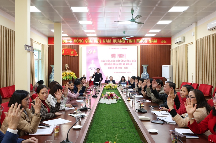 UBND xã Vân Đình giới thiệu người ứng cử đại biểu HĐND xã nhiệm kỳ 2026-2031- Ảnh 3.