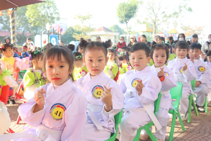 Sôi nổi Liên hoan “Bé khỏe – Bé ngoan” tại Trường Mầm non Minh Tân- Ảnh 8.