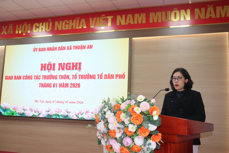 Hội nghị giao ban giữa lãnh đạo UBND xã với các Trưởng thôn, Tổ trưởng Tổ dân phố- Ảnh 3.
