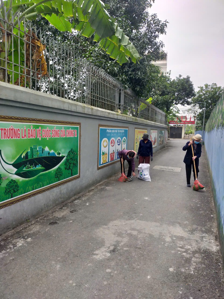 Các tổ dân phố duy trì phong trào tổng vệ sinh môi trường sáng thứ Bảy hàng tuần- Ảnh 7.