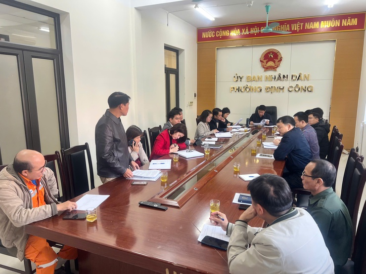 PHƯỜNG ĐỊNH CÔNG TRIỂN KHAI KẾ HOẠCH TỔ CHỨC HỘI CHỢ HOA XUÂN BÍNH NGỌ 2026- Ảnh 3.