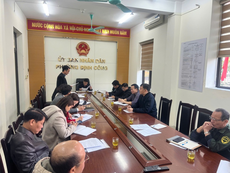 PHƯỜNG ĐỊNH CÔNG TRIỂN KHAI KẾ HOẠCH TỔ CHỨC HỘI CHỢ HOA XUÂN BÍNH NGỌ 2026- Ảnh 2.