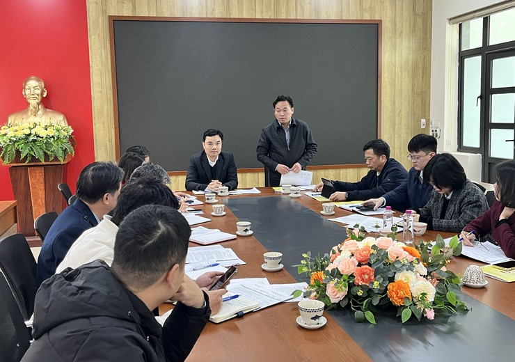 Thường trực Đảng uỷ xã Bát Tràng làm việc với Ủy ban MTTQ và các tổ chức chính trị – xã hội của xã về nhiệm vụ trọng tâm công tác năm 2026- Ảnh 1.