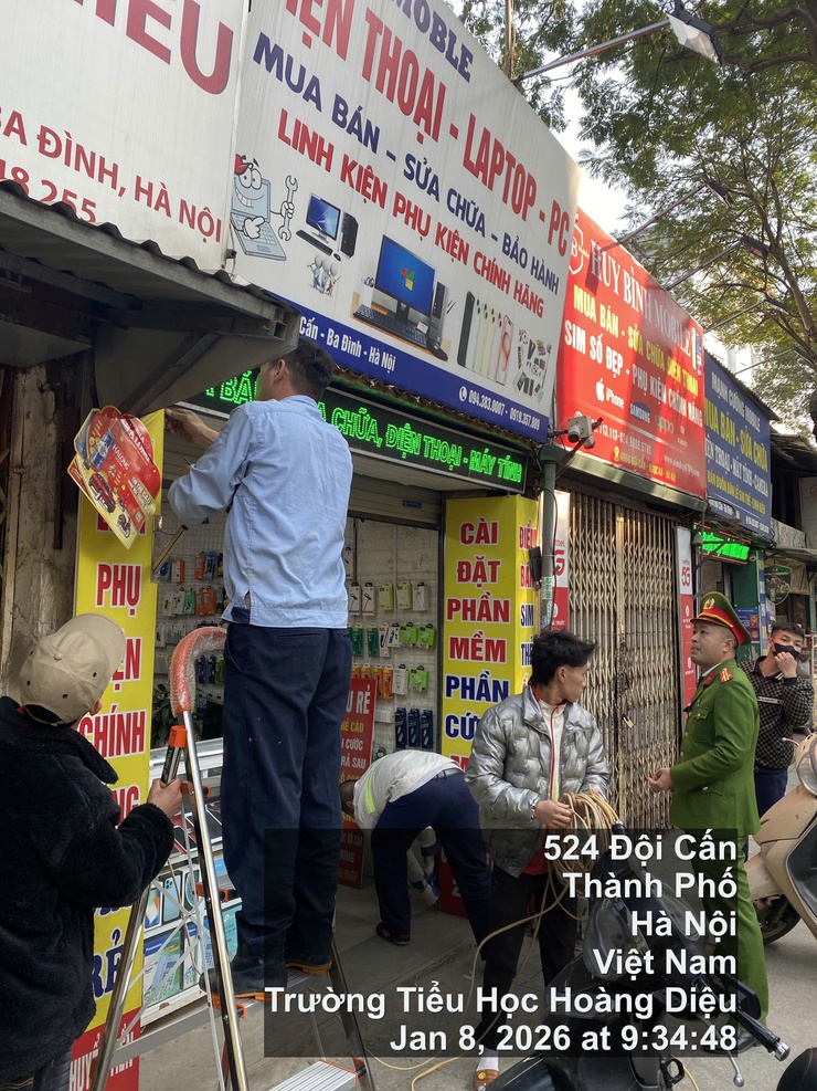 Phường Ngọc Hà tiếp tục duy trì ra quân, siết chặt kỷ cương trật tự đô thị- Ảnh 4.