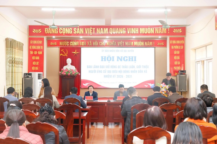 Hội nghị ban lãnh đạo mở rộng thảo luận, giới thiệu người ứng cử đại biểu HĐND xã nhiệm kỳ 2026–2031- Ảnh 1.