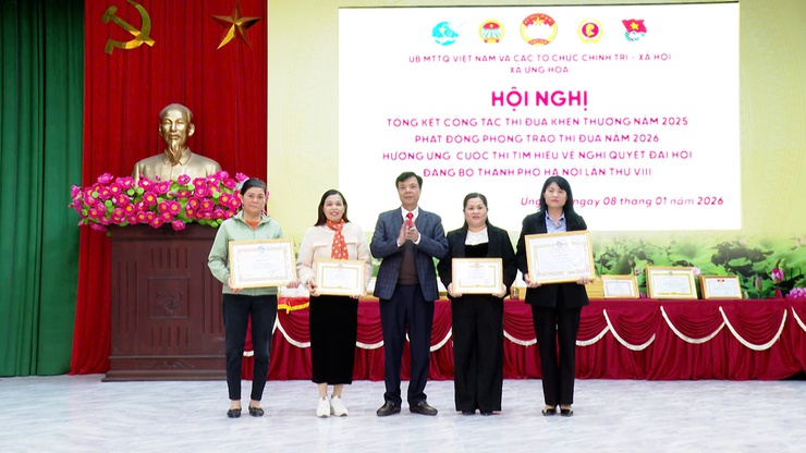 UỶ BAN MTTQ VÀ CÁC TỔ CHỨC CHÍNH TRỊ – XÃ HỘI XÃ ỨNG HÒA TỔNG KẾT THI ĐUA, KHEN THƯỞNG NĂM 2025; PHÁT ĐỘNG THI ĐUA NĂM 2026.- Ảnh 2.