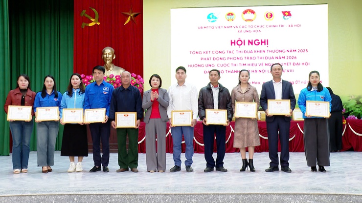UỶ BAN MTTQ VÀ CÁC TỔ CHỨC CHÍNH TRỊ – XÃ HỘI XÃ ỨNG HÒA TỔNG KẾT THI ĐUA, KHEN THƯỞNG NĂM 2025; PHÁT ĐỘNG THI ĐUA NĂM 2026.- Ảnh 4.