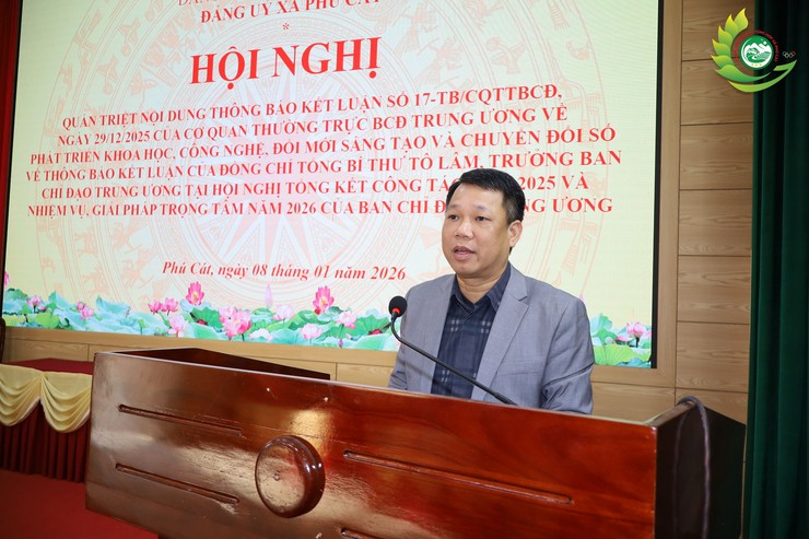 Đảng ủy xã Phú Cát tổ chức hội nghị quán triệt Thông báo Kết luận số 17 của Ban Chỉ đạo Trung ương về phát triển khoa học, công nghệ, đổi mới sáng tạo và chuyển đổi số- Ảnh 2.