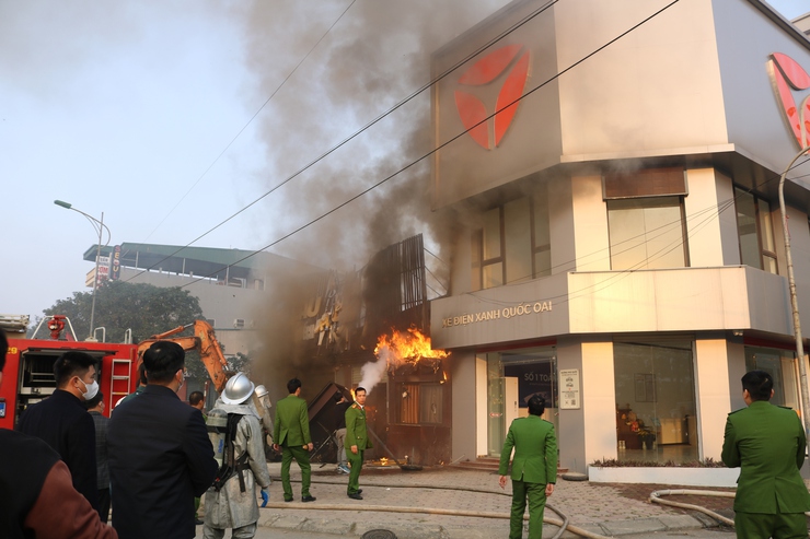 Quốc Oai kịp thời khống chế vụ cháy tại cửa hàng kinh doanh ăn uống- Ảnh 10.
