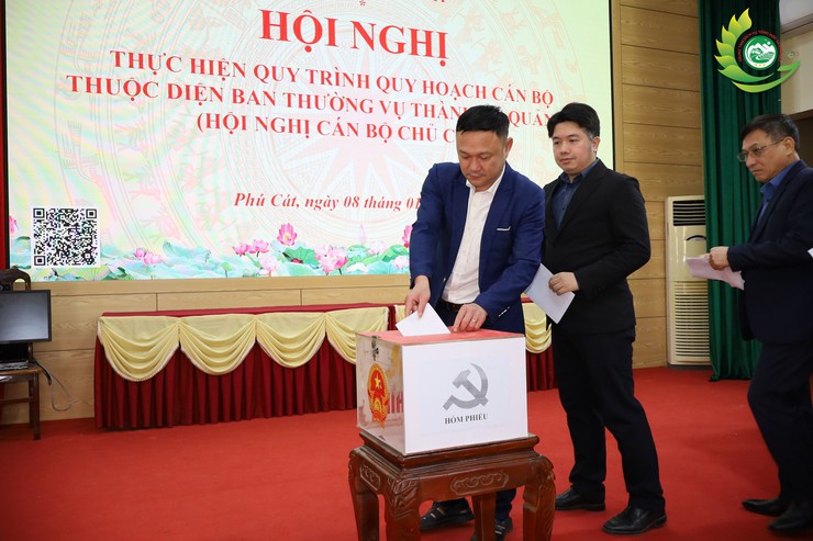 Phú Cát thực hiện quy trình quy hoạch cán bộ thuộc diện ban Thường vụ Thành ủy quản lý- Ảnh 5.