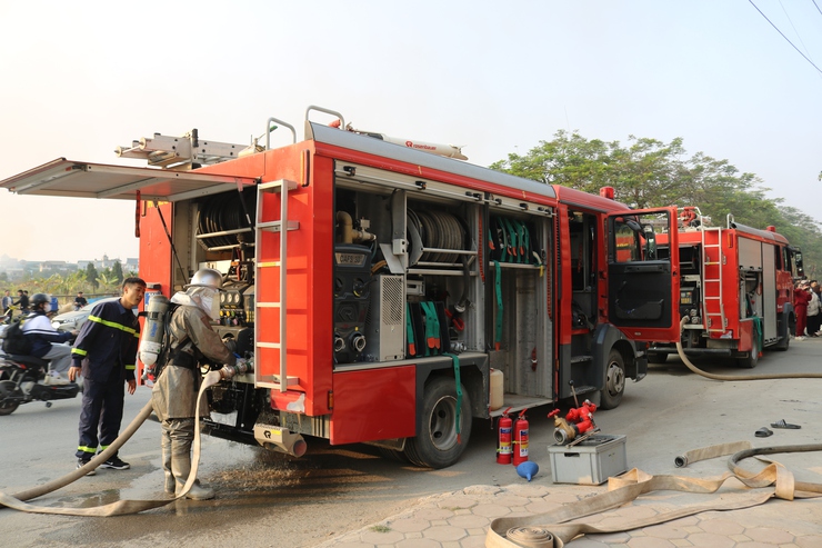 Quốc Oai kịp thời khống chế vụ cháy tại cửa hàng kinh doanh ăn uống- Ảnh 3.