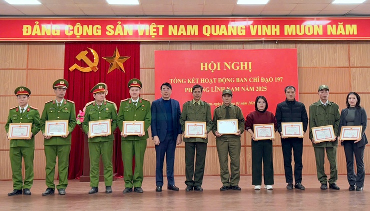 Phường Lĩnh Nam tổng kết hoạt động Ban Chỉ đạo 197 năm 2025 và triển khai nhiệm vụ năm 2026- Ảnh 4.